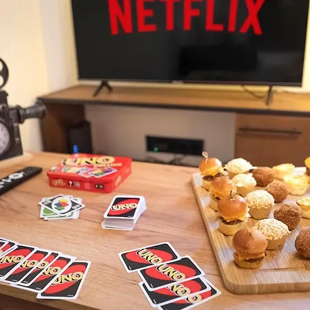 Lascension Ralliement A 30m Billard & Netflix